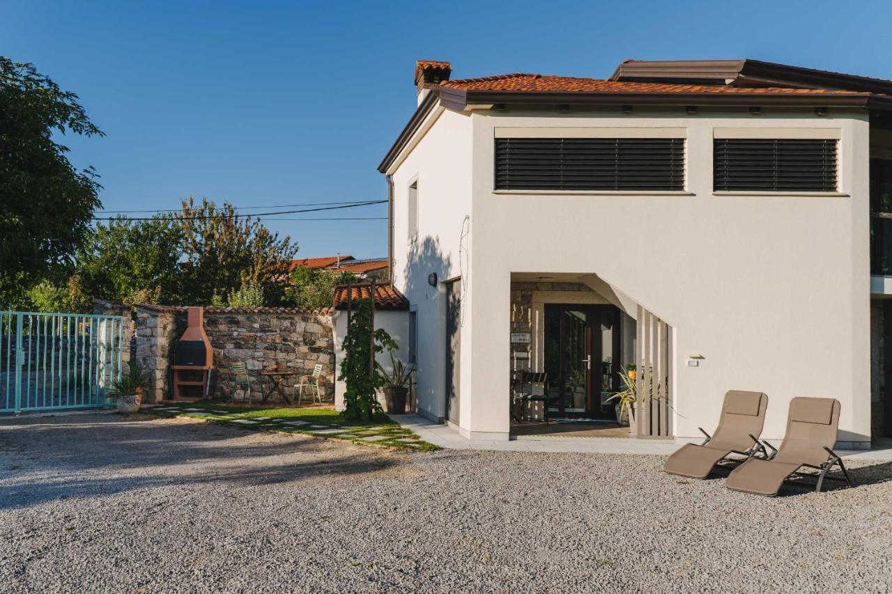 Apartma Ob Stari Murvi, Sezana Exterior photo